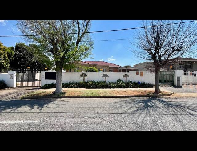 5 BEDROOM PROPERTY TO RENT IN DISCOVERY